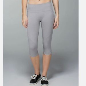 Lululemon Women's In The Flow Crop II Heathered Medium Grey